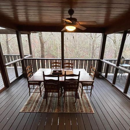 Cozy Creekfront Family Cabin-Pet Friendly -Gamerm-Hot Tub Hiawassee Extérieur photo