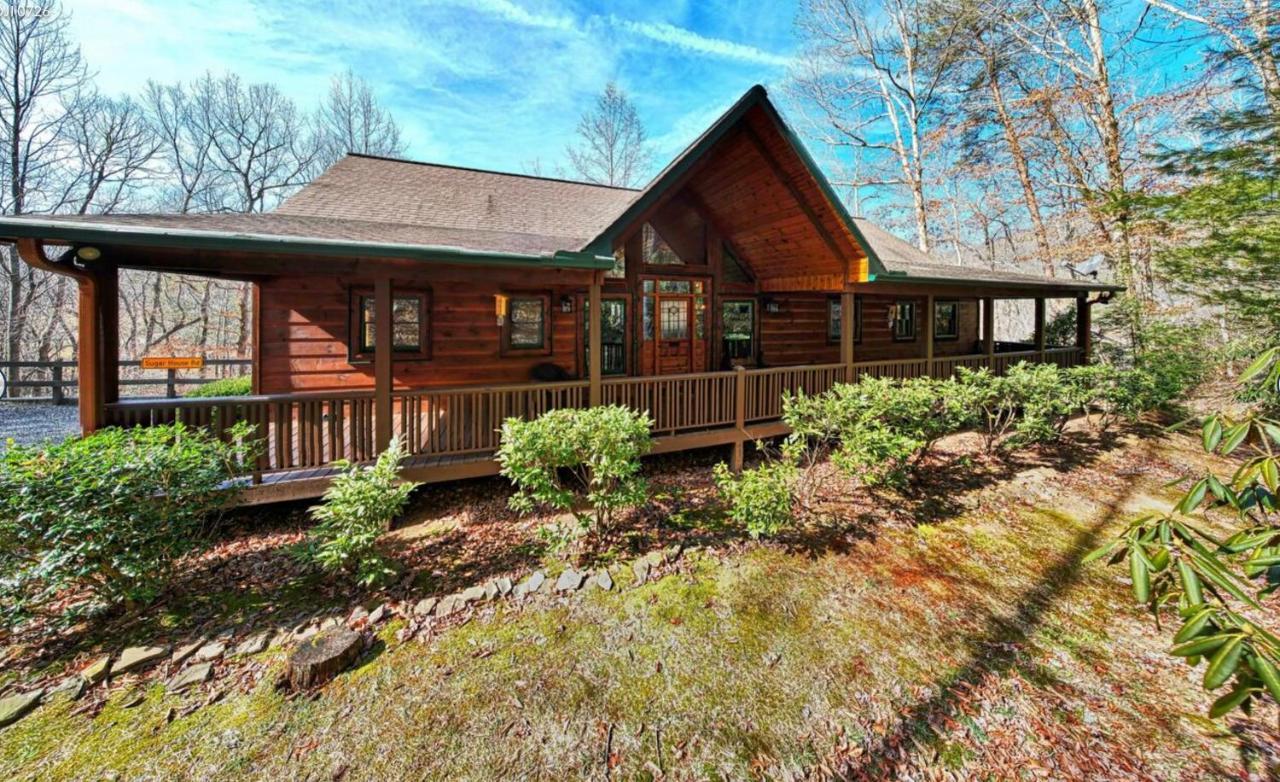 Cozy Creekfront Family Cabin-Pet Friendly -Gamerm-Hot Tub Hiawassee Extérieur photo