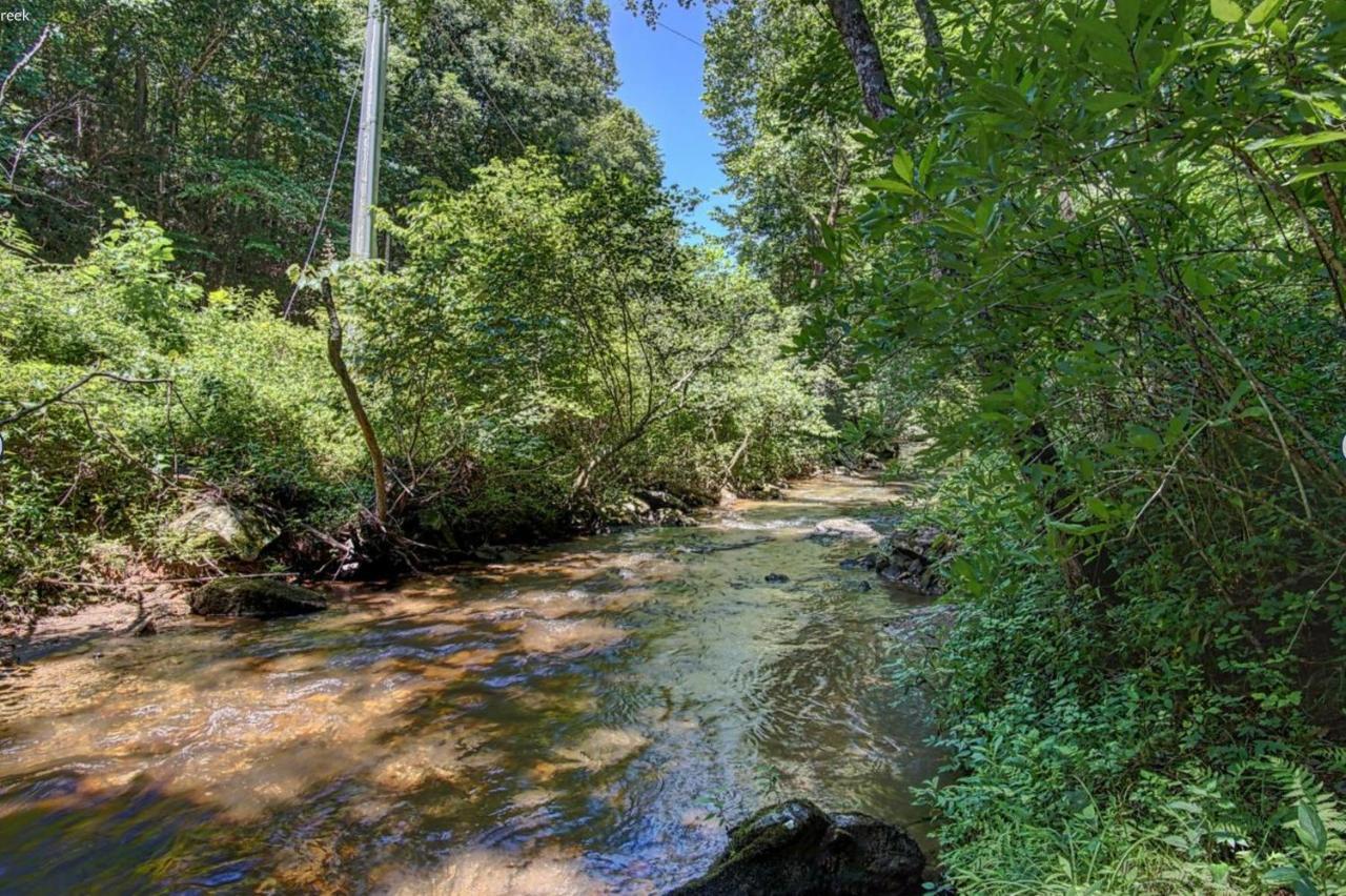 Cozy Creekfront Family Cabin-Pet Friendly -Gamerm-Hot Tub Hiawassee Extérieur photo