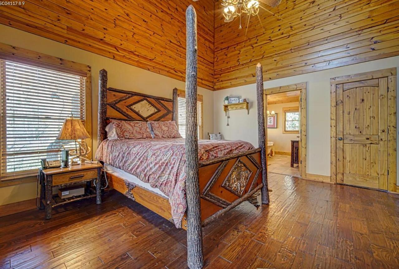 Cozy Creekfront Family Cabin-Pet Friendly -Gamerm-Hot Tub Hiawassee Extérieur photo