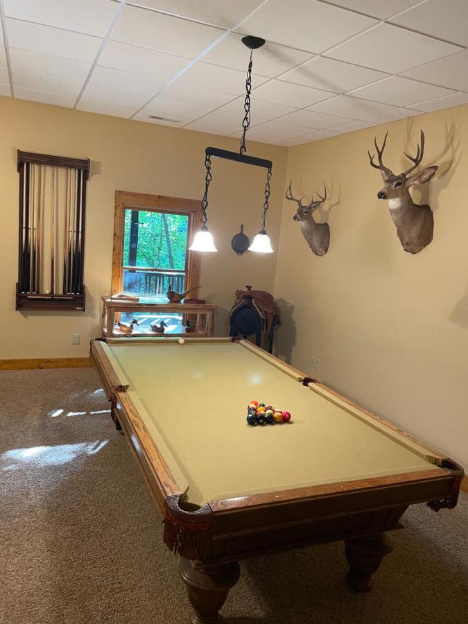 Cozy Creekfront Family Cabin-Pet Friendly -Gamerm-Hot Tub Hiawassee Extérieur photo